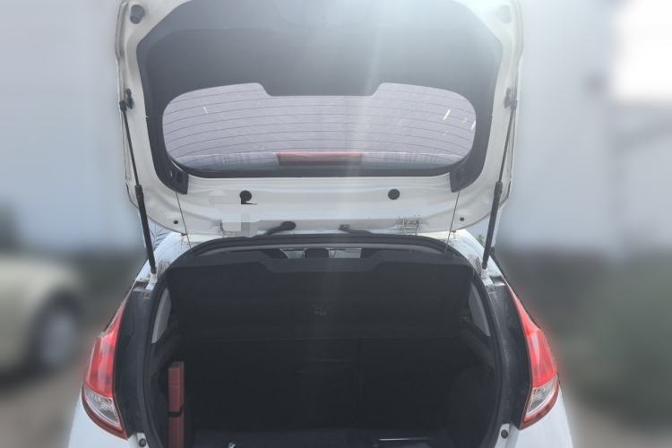 Used Ford Fiesta 2013 Hatchback 1.5L Manual Fashion Edition Trunk