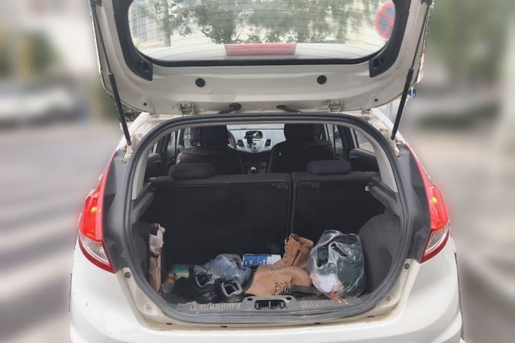 Used Ford Fiesta 2013 Hatchback 1.5L Manual Fashion Edition Trunk
