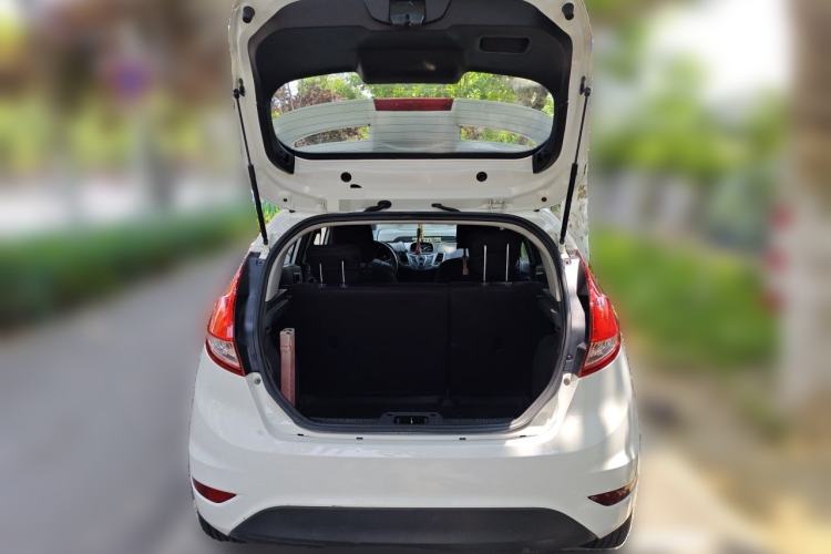 Used Ford Fiesta 2013 Hatchback 1.5L Automatic Fashion Edition Trunk