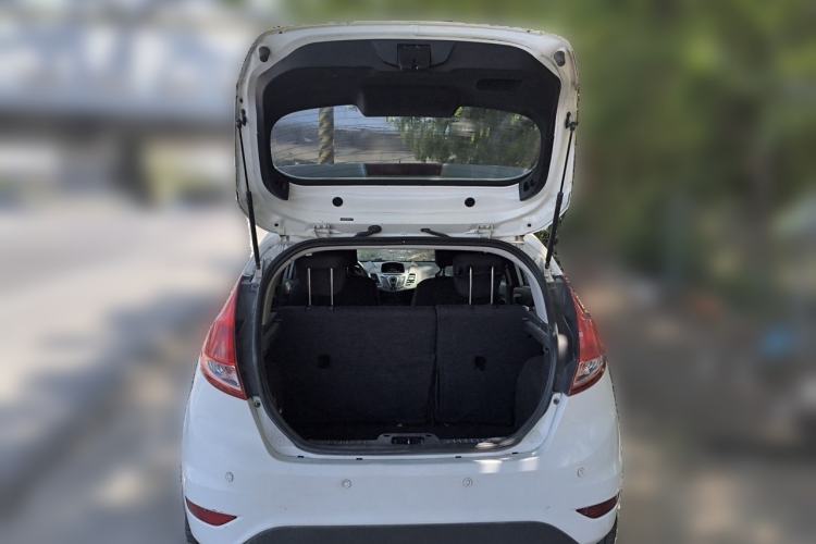 Used Ford Fiesta 2013 Hatchback 1.5L Automatic Fashion Edition Trunk