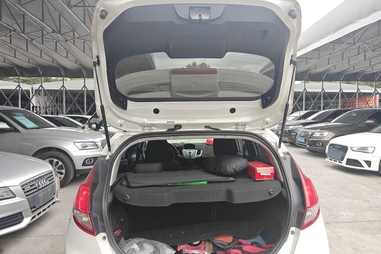 Used Ford Fiesta 2013 Hatchback 1.5L Automatic Fashion Edition Trunk