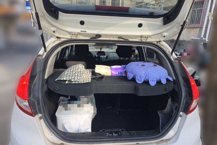 Used Ford Fiesta 2013 Hatchback 1.5L Automatic Fashion Edition Trunk