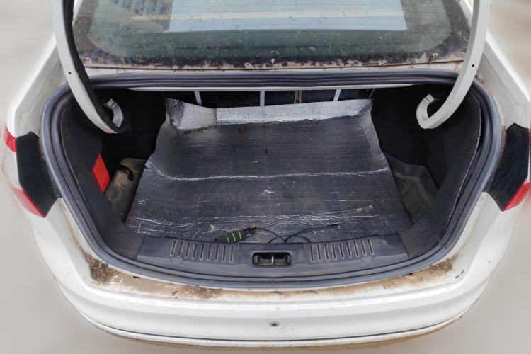 Used Ford Fiesta 2013 Sedan 1.5L Automatic Fashion Edition Trunk