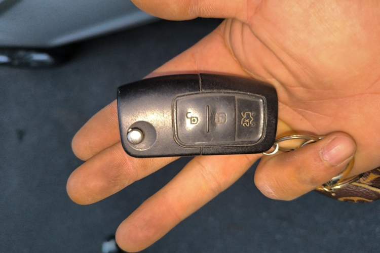 Used Ford Fiesta 2013 Hatchback 1.5L Automatic Fashion Edition Vehicle Key