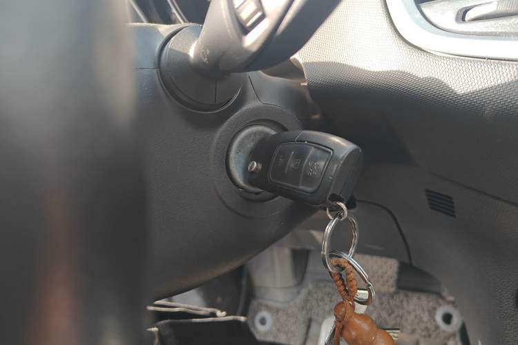 Used Ford Fiesta 2013 Hatchback 1.5L Automatic Fashion Edition Vehicle Key