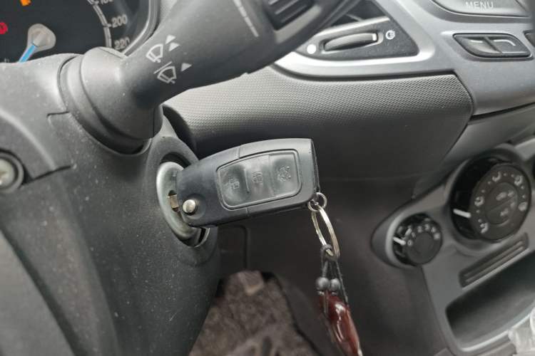 Used Ford Fiesta 2013 Hatchback 1.5L Automatic Fashion Edition Vehicle Key