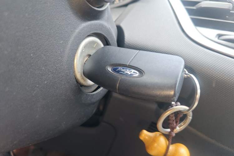 Used Ford Fiesta 2013 Hatchback 1.5L Manual Fashion Edition Vehicle Key