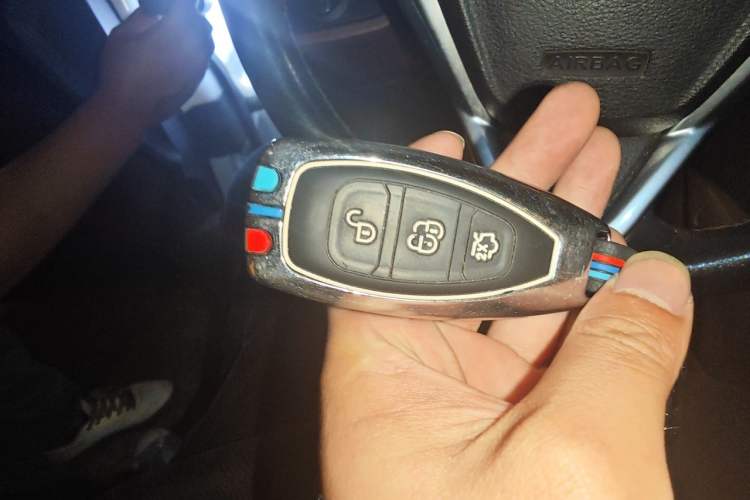 Used Ford Fiesta 2013 Hatchback 1.5L Automatic Dynamic Model Vehicle Key