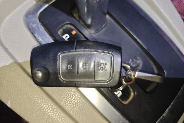 Used Ford Fiesta 2013 Sedan 1.5L Automatic Fashion Edition Vehicle Key