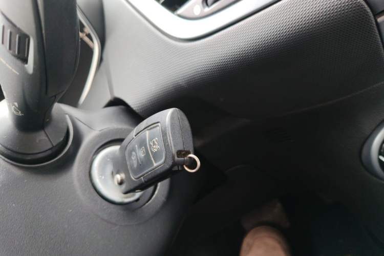 Used Ford Fiesta 2013 Hatchback 1.5L Automatic Fashion Edition Vehicle Key