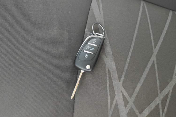 Used Ford Fiesta 2013 Hatchback 1.5L Manual Fashion Edition Vehicle Key