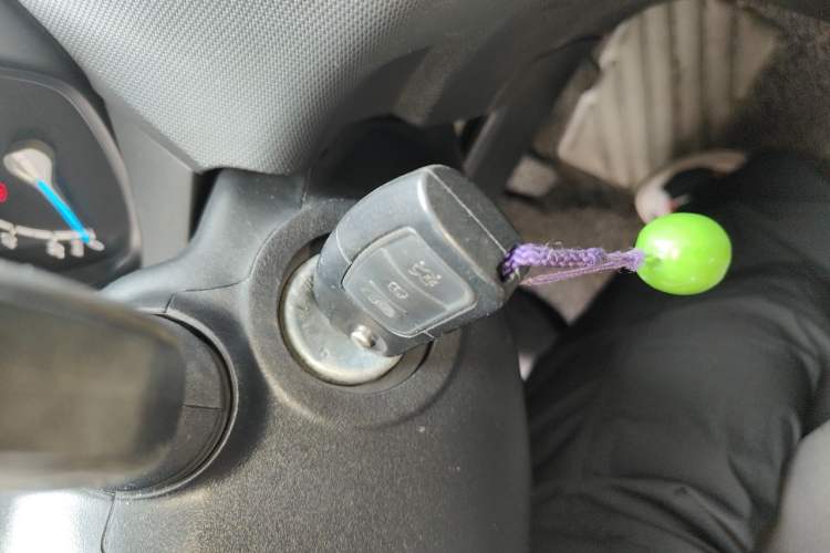 Used Ford Fiesta 2013 Hatchback 1.5L Manual Fashion Edition Vehicle Key