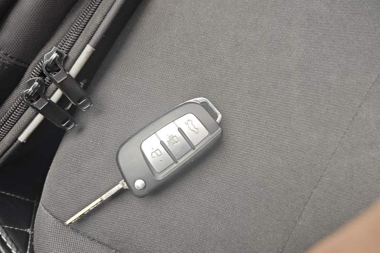 Used Ford Fiesta 2013 Hatchback 1.5L Automatic Fashion Edition Vehicle Key
