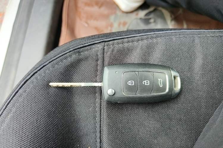 Used Ford Fiesta 2013 Hatchback 1.5L Automatic Fashion Edition Vehicle Key