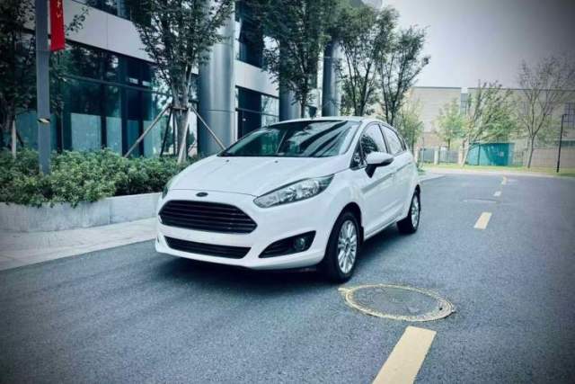 Used Ford Fiesta 2013 Hatchback 1.5L Automatic Fashion Edition