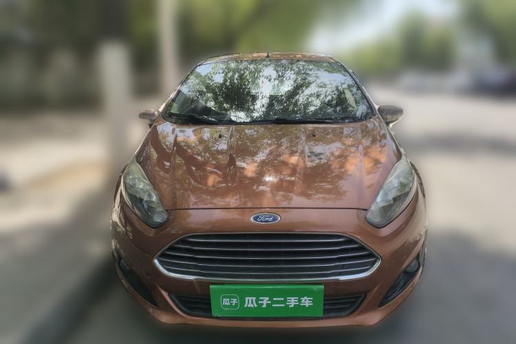 Used Ford Fiesta 2013 Hatchback 1.5L Manual Fashion Edition Front