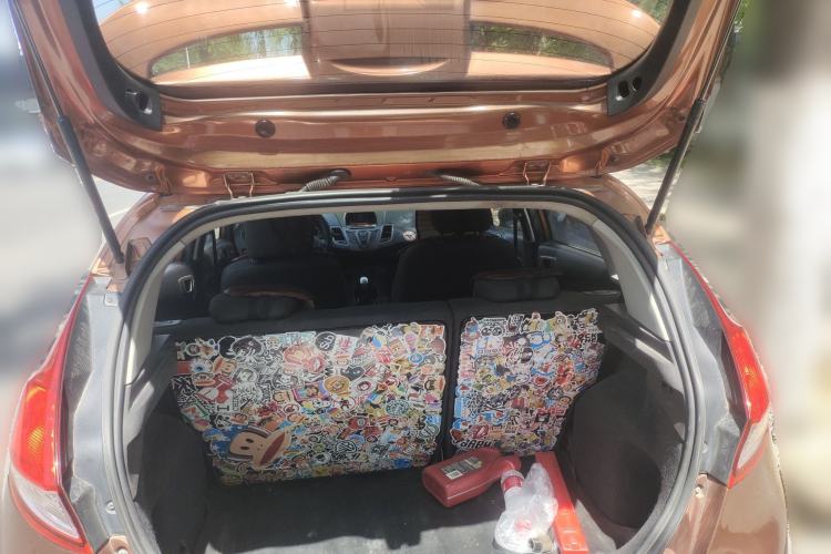 Used Ford Fiesta 2013 Hatchback 1.5L Manual Fashion Edition Trunk