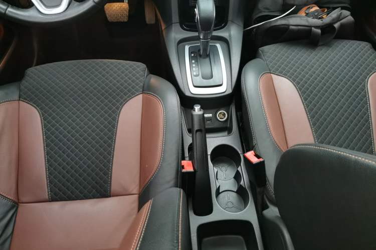 Used Ford Fiesta 2014 Hatchback 1.0 GTDi Automatic Dynamic Model Gear Lever