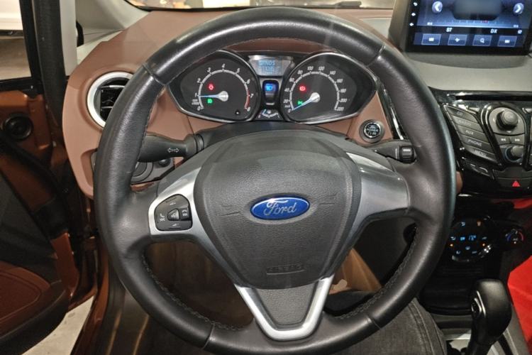 Used Ford Fiesta 2014 Hatchback 1.0 GTDi Automatic Dynamic Model Steering Wheel