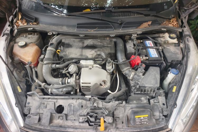 Used Ford Fiesta 2014 Hatchback 1.0 GTDi Automatic Dynamic Model Engine Bay