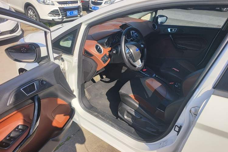Used Ford Fiesta 2014 Hatchback 1.0 GTDi Automatic Dynamic Model Driver Seat