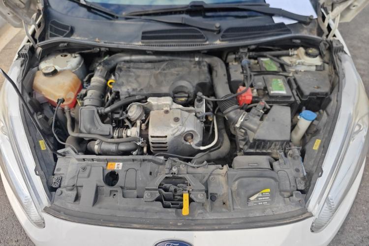 Used Ford Fiesta 2014 Hatchback 1.0 GTDi Automatic Dynamic Model Engine Bay