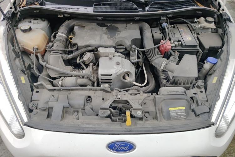 Used Ford Fiesta 2014 Hatchback 1.0 GTDi Automatic Dynamic Model Engine Bay