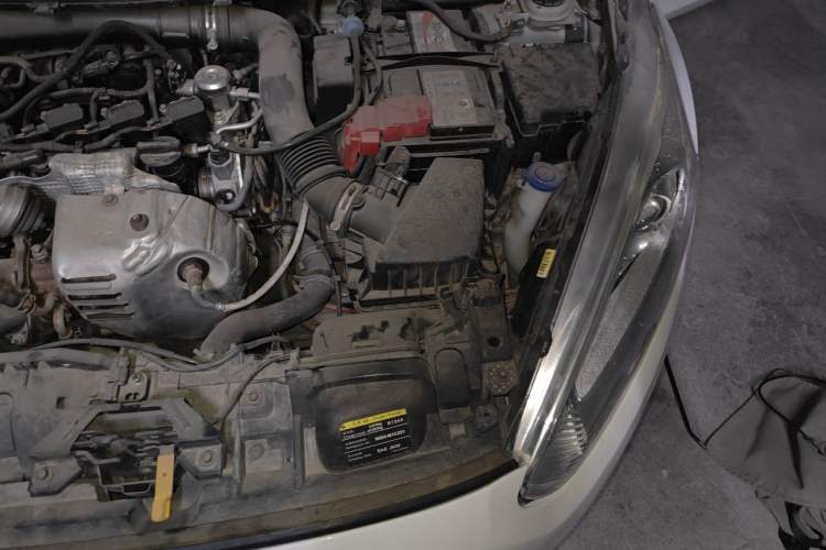 Used Ford Fiesta 2014 Hatchback 1.0 GTDi Automatic Dynamic Model Engine Bay Left