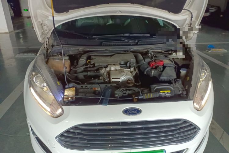 Used Ford Fiesta 2014 Hatchback 1.0 GTDi Automatic Dynamic Model Engine Bay