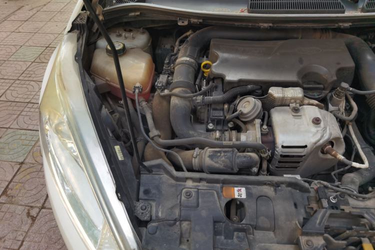 Used Ford Fiesta 2014 Hatchback 1.0 GTDi Automatic Dynamic Model Engine Bay Right