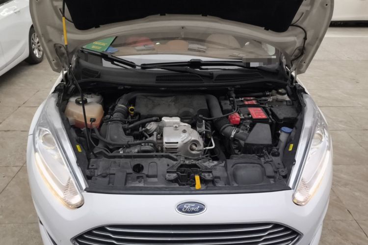 Used Ford Fiesta 2014 Hatchback 1.0 GTDi Automatic Dynamic Model Engine Bay