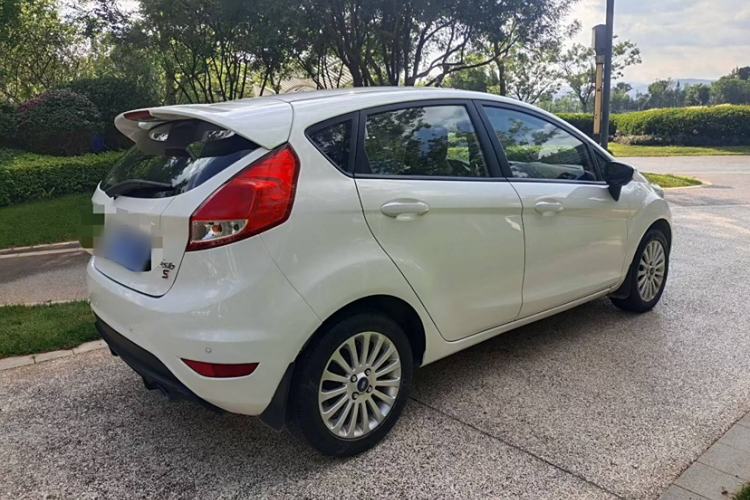 Used Ford Fiesta 2014 Hatchback 1.0 GTDi Automatic Dynamic Model Exterior 4