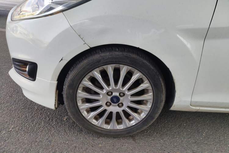 Used Ford Fiesta 2014 Hatchback 1.0 GTDi Automatic Dynamic Model Exterior 7
