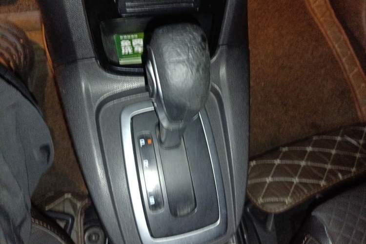 Used Ford Fiesta 2014 Hatchback 1.0 GTDi Automatic Dynamic Model Gear Lever