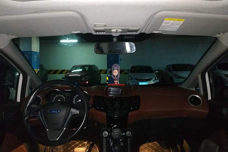 Used Ford Fiesta 2014 Hatchback 1.0 GTDi Automatic Dynamic Model Headliner