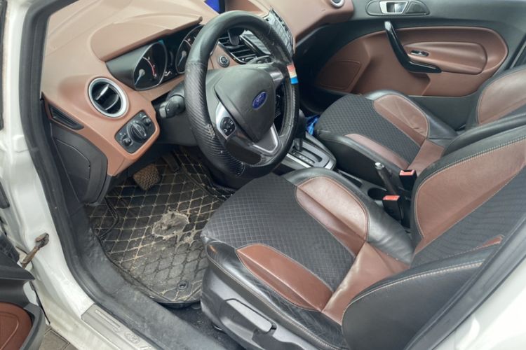Used Ford Fiesta 2014 Hatchback 1.0 GTDi Automatic Dynamic Model Interior 1