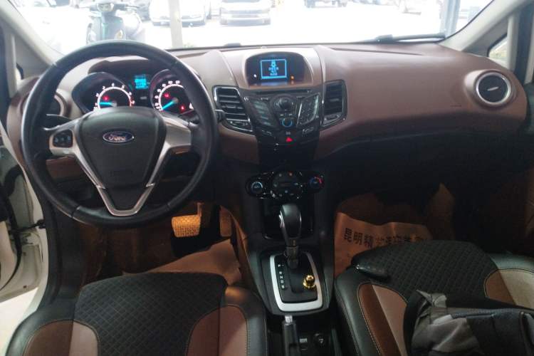 Used Ford Fiesta 2014 Hatchback 1.0 GTDi Automatic Dynamic Model Interior 2