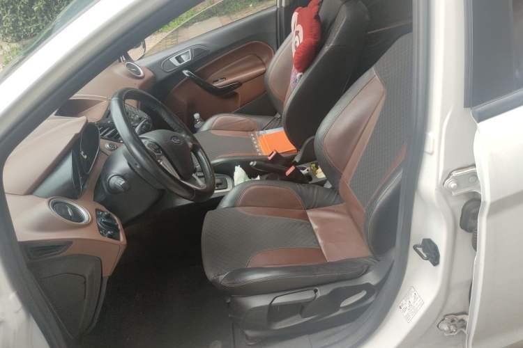Used Ford Fiesta 2014 Hatchback 1.0 GTDi Automatic Dynamic Model Left Front Seat