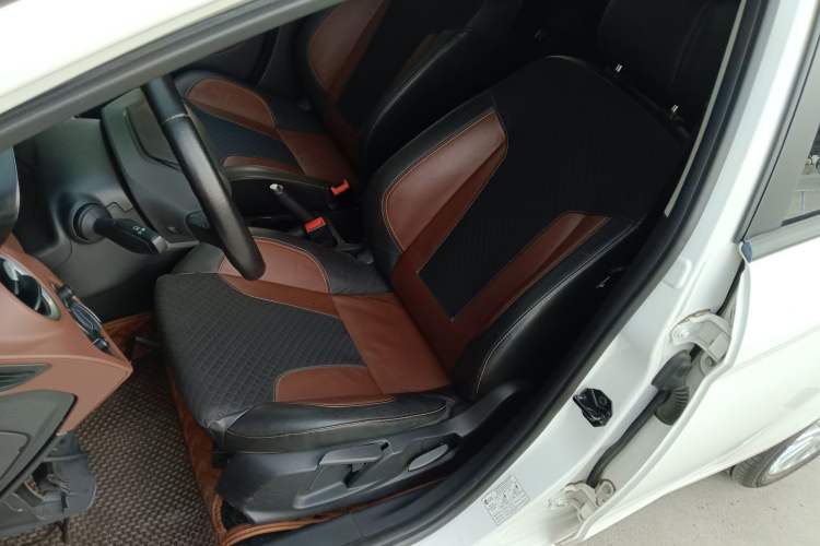 Used Ford Fiesta 2014 Hatchback 1.0 GTDi Automatic Dynamic Model Left Front Seat