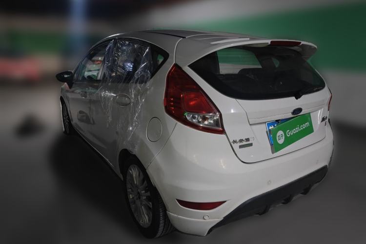 Used Ford Fiesta 2014 Hatchback 1.0 GTDi Automatic Dynamic Model Rear Left 45 Deg