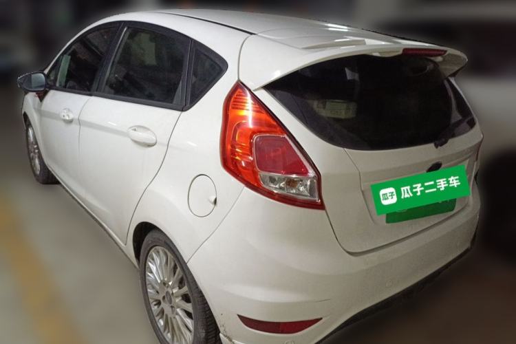 Used Ford Fiesta 2014 Hatchback 1.0 GTDi Automatic Dynamic Model Rear Left 45 Deg