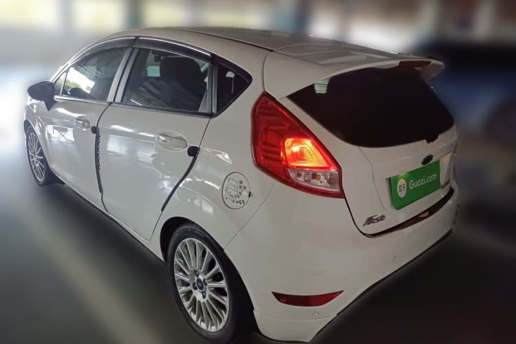 Used Ford Fiesta 2014 Hatchback 1.0 GTDi Automatic Dynamic Model Rear Left 45 Deg