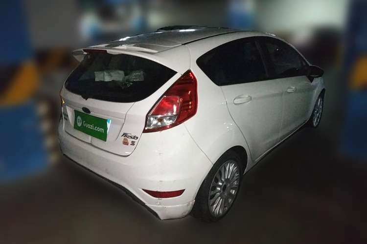 Used Ford Fiesta 2014 Hatchback 1.0 GTDi Automatic Dynamic Model Rear Right 45 Deg