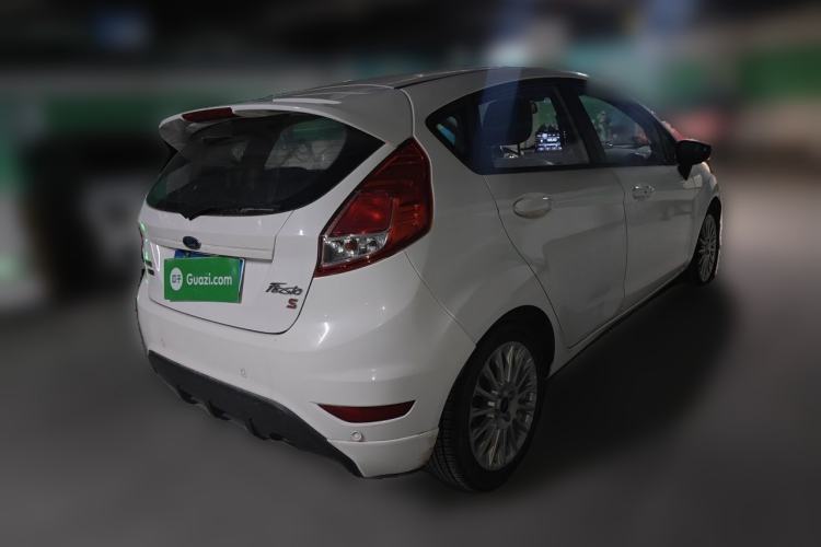 Used Ford Fiesta 2014 Hatchback 1.0 GTDi Automatic Dynamic Model Rear Right 45 Deg