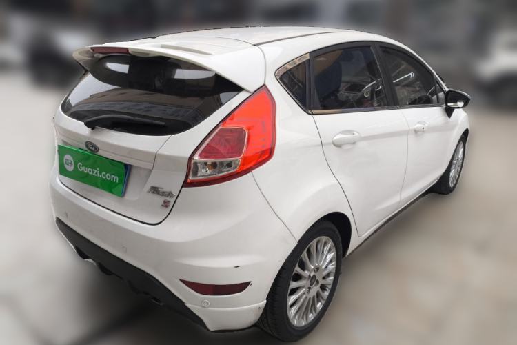 Used Ford Fiesta 2014 Hatchback 1.0 GTDi Automatic Dynamic Model Rear Right 45 Deg