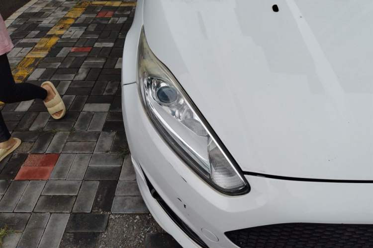 Used Ford Fiesta 2014 Hatchback 1.0 GTDi Automatic Dynamic Model Right Front Headlight