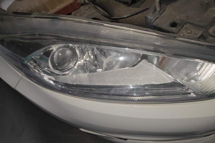 Used Ford Fiesta 2014 Hatchback 1.0 GTDi Automatic Dynamic Model Right Front Headlight