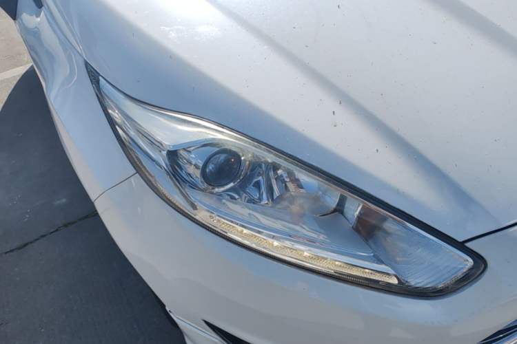 Used Ford Fiesta 2014 Hatchback 1.0 GTDi Automatic Dynamic Model Right Front Headlight