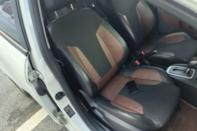 Used Ford Fiesta 2014 Hatchback 1.0 GTDi Automatic Dynamic Model Right Front Seat