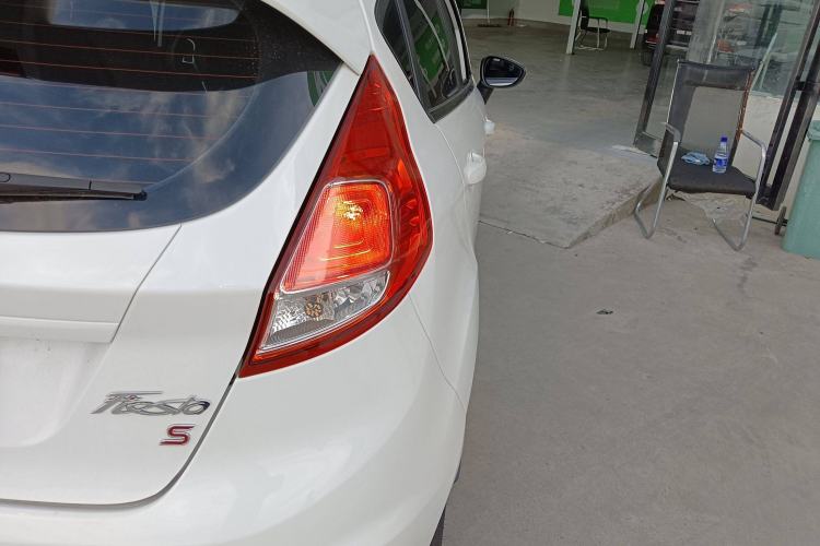 Used Ford Fiesta 2014 Hatchback 1.0 GTDi Automatic Dynamic Model Right Rear Taillight
